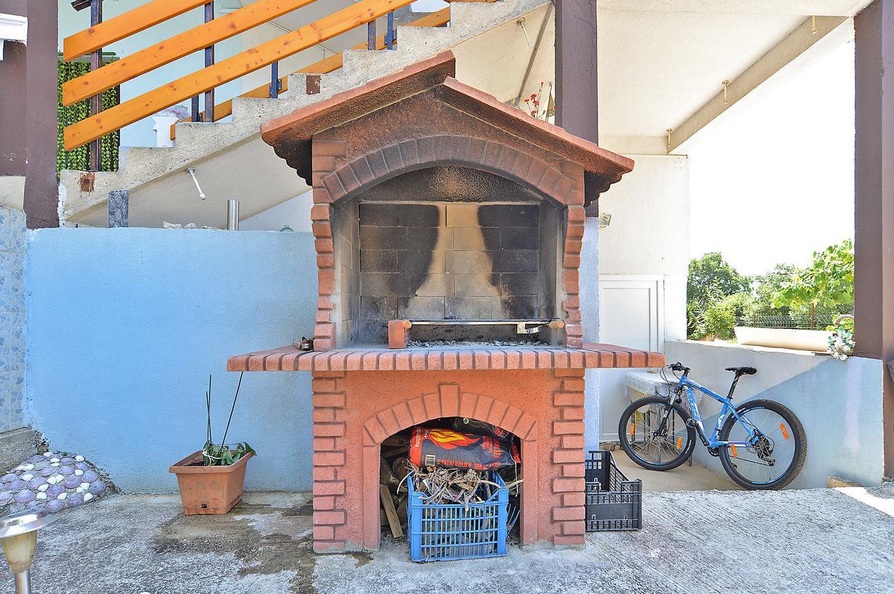 Apartments Dino 1374 Пула Екстериор снимка